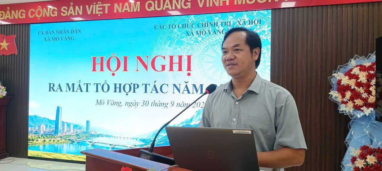 Đỗ Cao Quyền – Chủ tịch UBND xã phát biểu chúc mừng các tổ hợp tác 