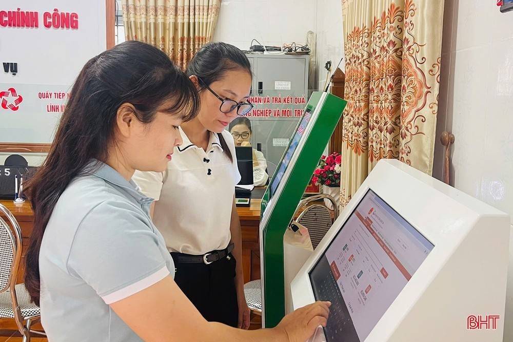 Hà Tĩnh: Giảm hồ sơ, tăng dịch vụ công số, hướng tới nền hành chính không phụ thuộc địa giới