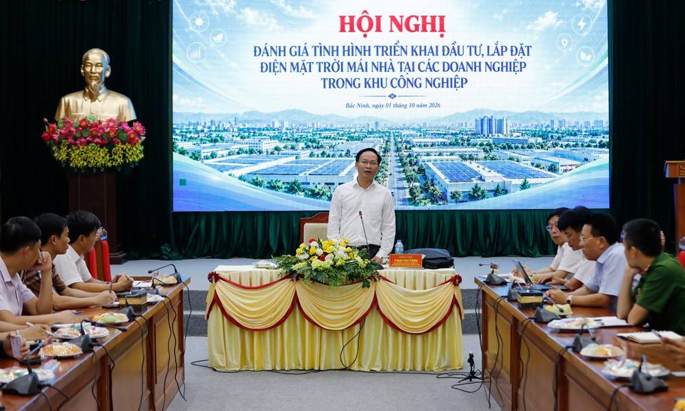 Phó Chủ tịch UBND thành phố Phạm Văn Thịnh 