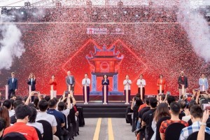 Khai mạc Giải Marathon Quốc tế Hà Nội Techcombank mùa thứ 5