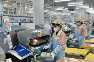 Hà Nội: Tăng trưởng khởi sắc, doanh nghiệp vẫn đối mặt sức ép chi phí