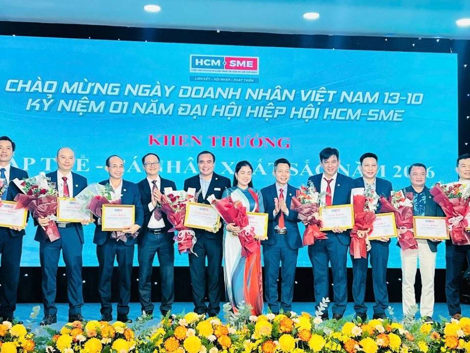 HCM-SME kỷ niệm Ngày Doanh nhân Việt Nam, vinh danh nhiều tập thể và cá nhân tiêu biểu