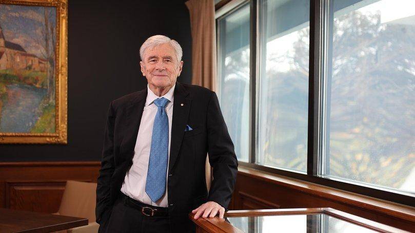 Tỷ phú Kerry Stokes, doanh nhân Australia và người xây dựng đế chế kinh doanh trải rộng từ truyền thông đến thiết bị công nghiệp.