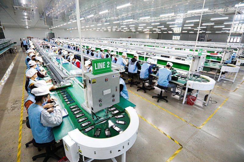 Dây chuyền sản xuất công nghiệp tại Việt Nam. Công nghiệp chế biến, chế tạo chiếm 82,6% vốn FDI thực hiện trong 9 tháng năm 2026.