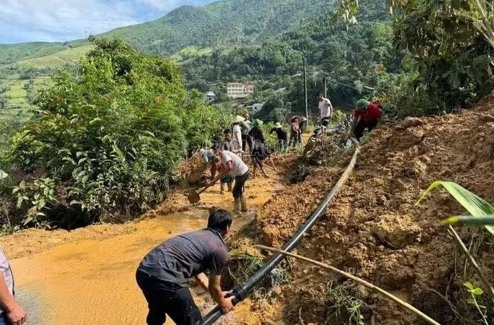Dông lốc, mưa lớn gây thiệt hại hơn 500 triệu đồng tại ba xã ở Lào Cai