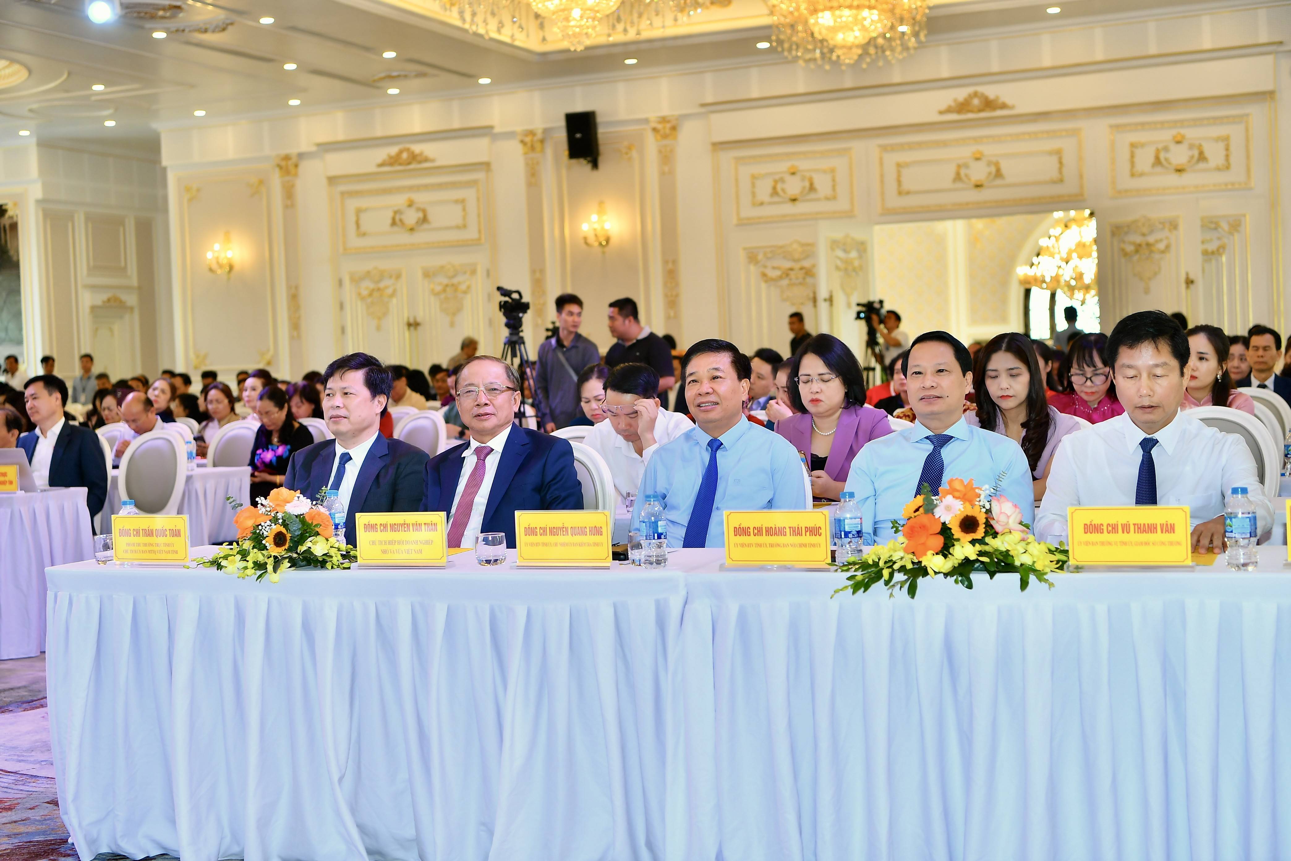 Hưng Yên gặp mặt doanh nghiệp, doanh nhân: Chung một niềm tin, mở một hành trình mới