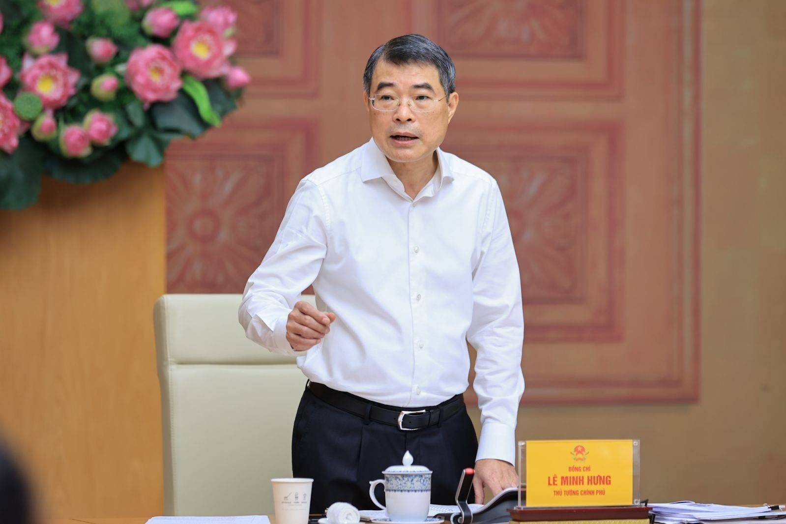 Chính phủ thúc giải ngân, gỡ điểm nghẽn để tăng tốc cuối năm