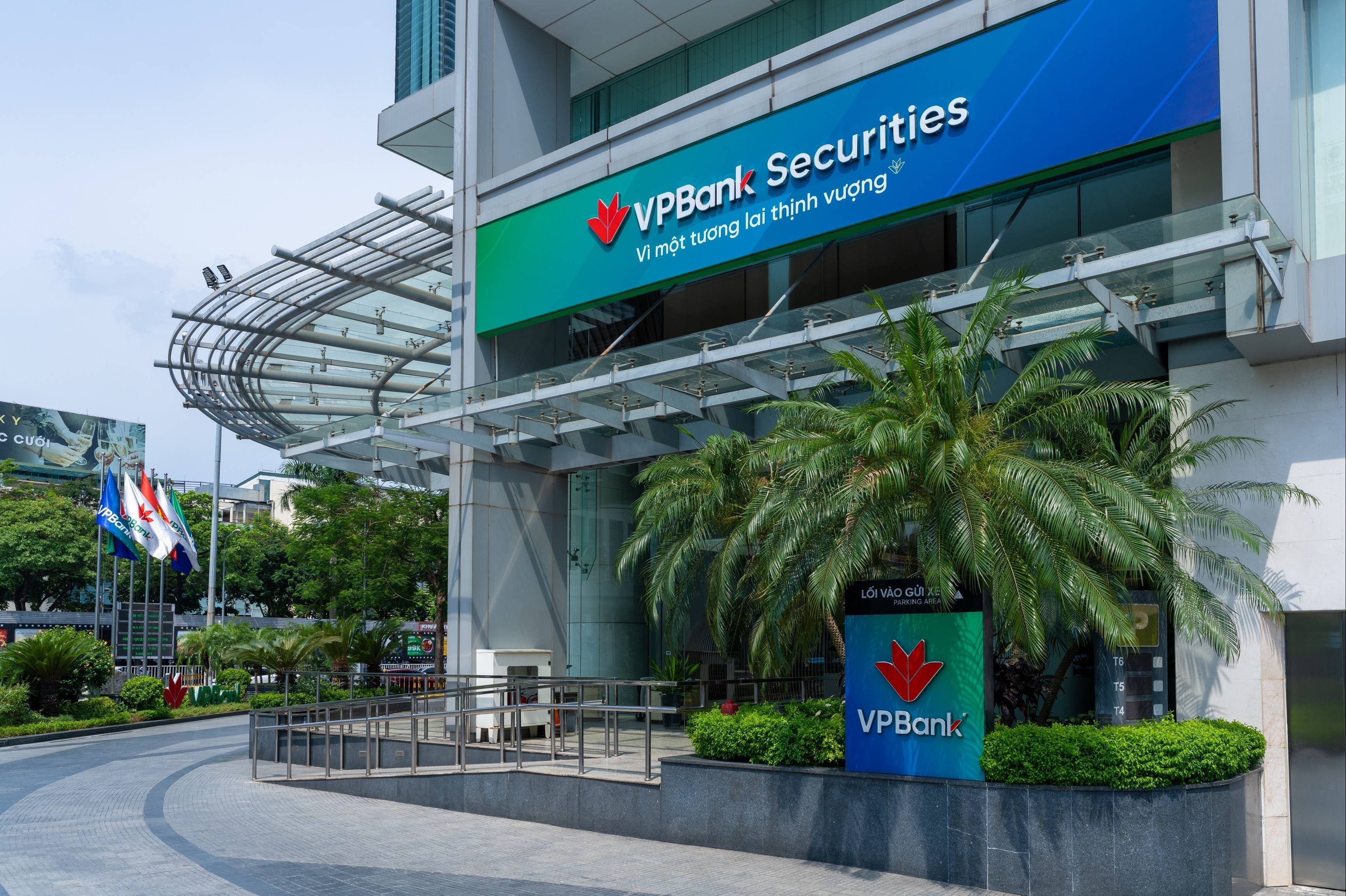 VPBankS nhận “cú đúp” giải thưởng quốc tế về phân tích và quản trị