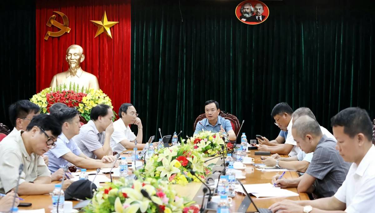 Phú Thọ yêu cầu hoàn thành giải phóng mặt bằng dự án đường liên kết vùng