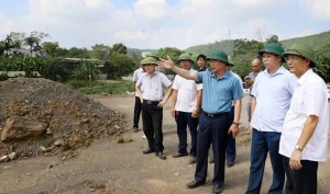 Phú Thọ yêu cầu hoàn thành giải phóng mặt bằng dự án đường liên kết vùng