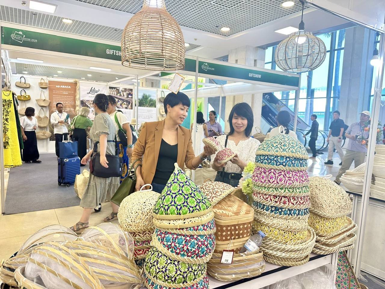 Hanoi Giftshow 2026 mở rộng cơ hội xuất khẩu hàng thủ công mỹ nghệ
