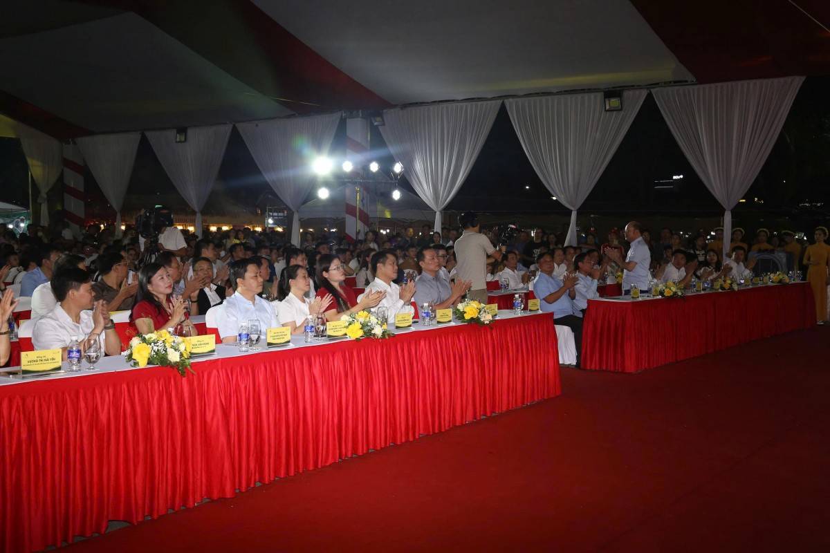 Các đại biểu tham dự