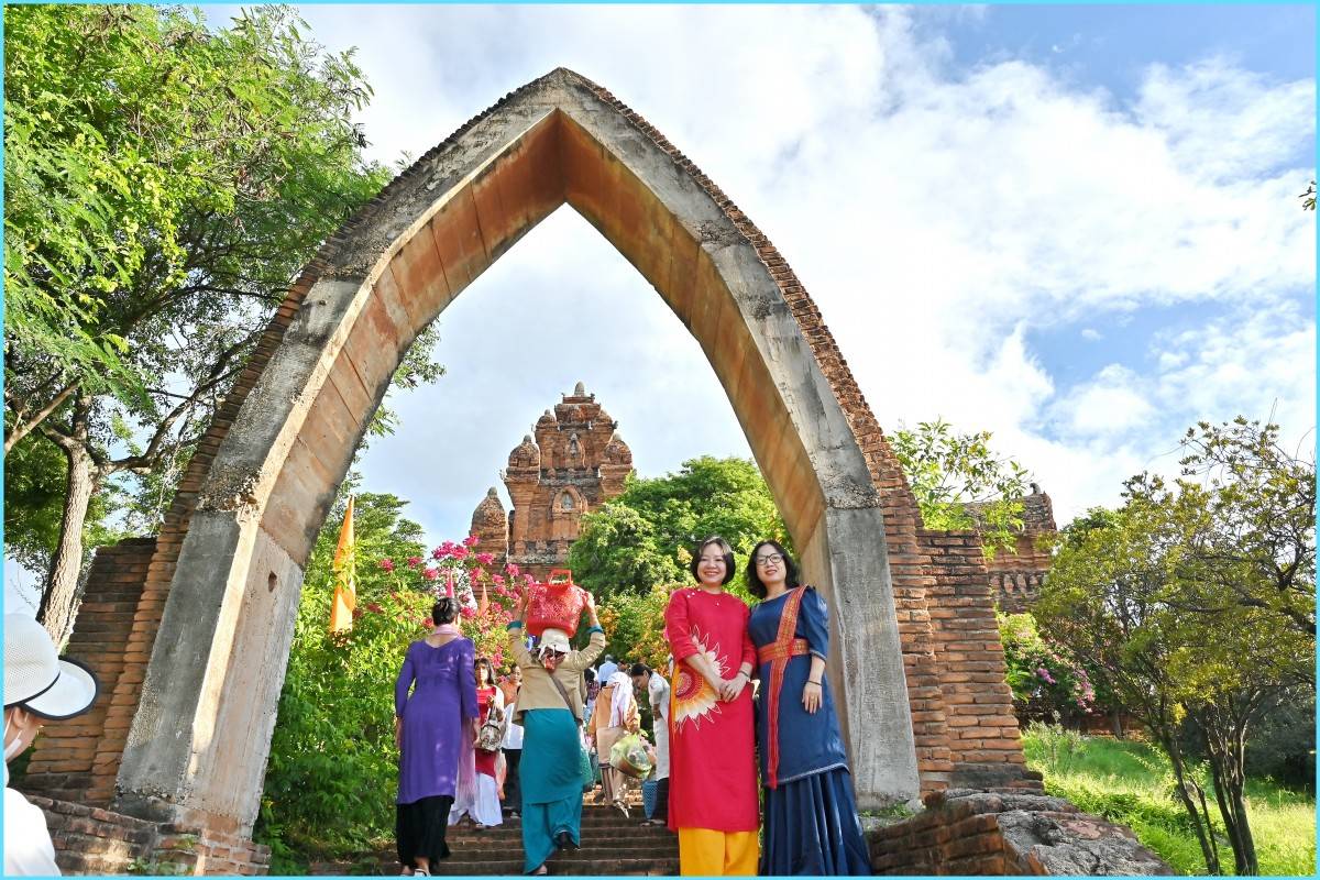 Khánh Hòa: Tưng bừng khai mạc Lễ hội Katê 2026