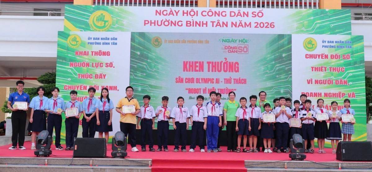 Ngày hội Công dân số phường Bình Tân: Đưa công nghệ đến gần hơn với từng người dân