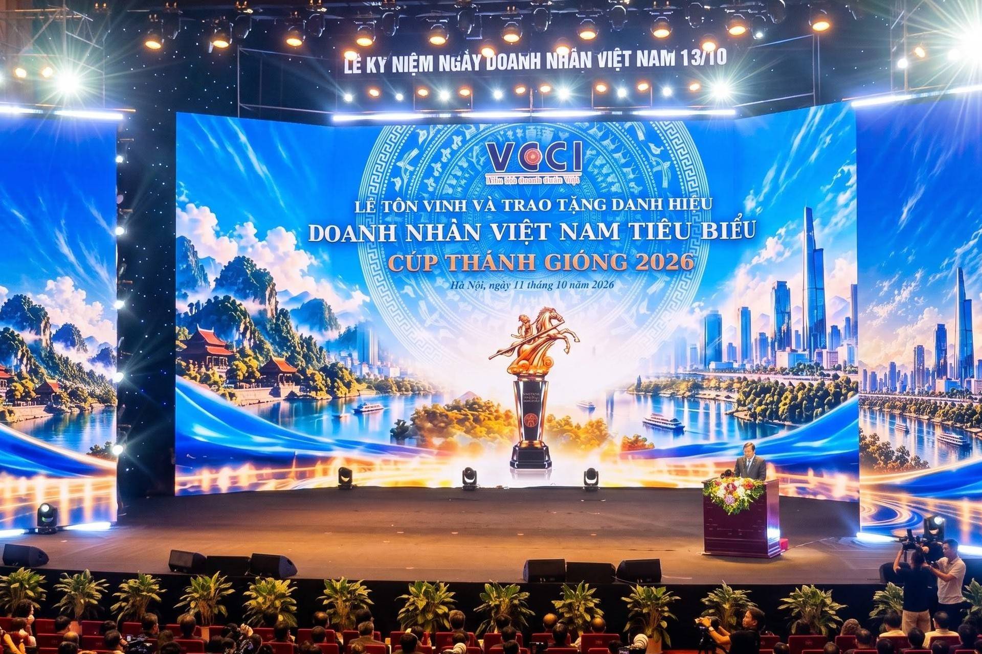 Vinh danh 100 “Doanh nhân Việt Nam tiêu biểu - Cúp Thánh Gióng”: Khát vọng lớn, nâng tầm thương hiệu Việt