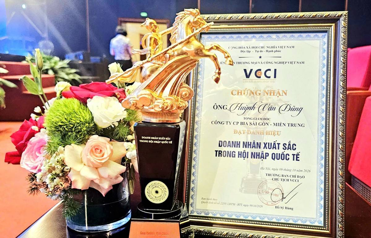 Phần thưởng xứng đáng dành cho doanh nhân Huỳnh Văn Dũng nhân kỷ niệm 22 năm Ngày Doanh nhân Việt Nam (13/10).