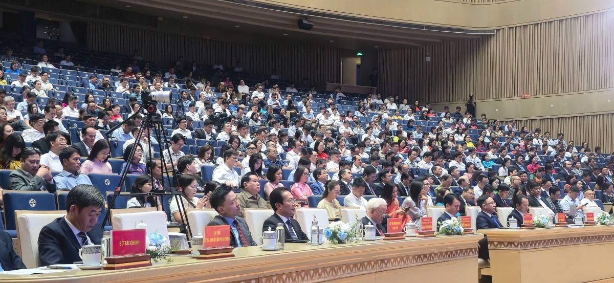 Các đại biểu tham dự