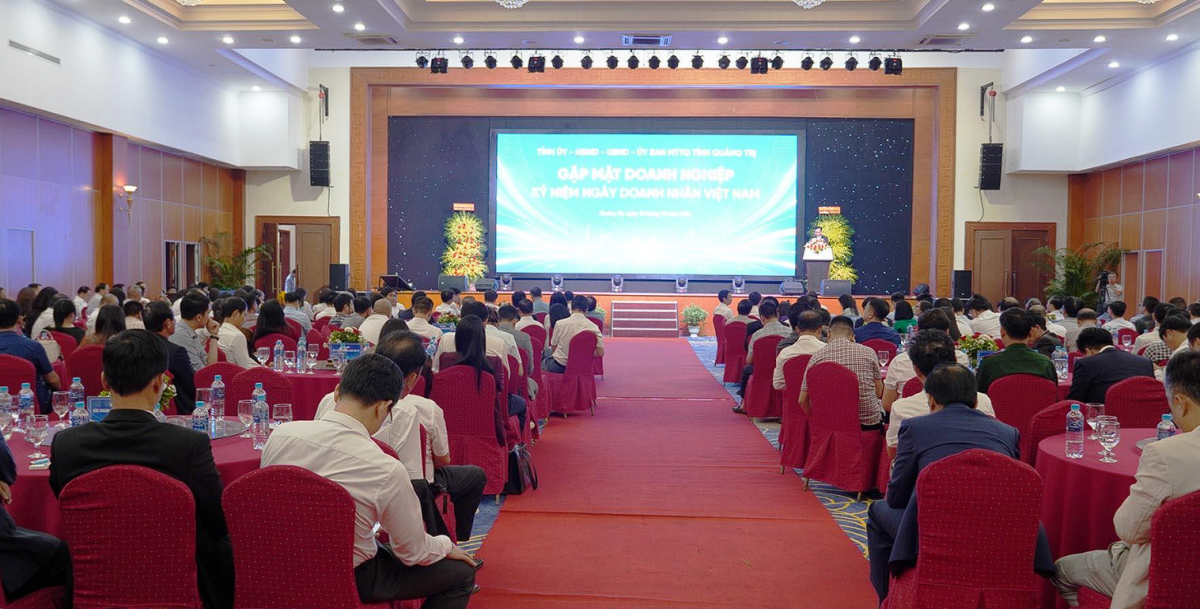 Quảng Trị tăng cường đối thoại, xây dựng môi trường đầu tư, kinh doanh thuận lợi