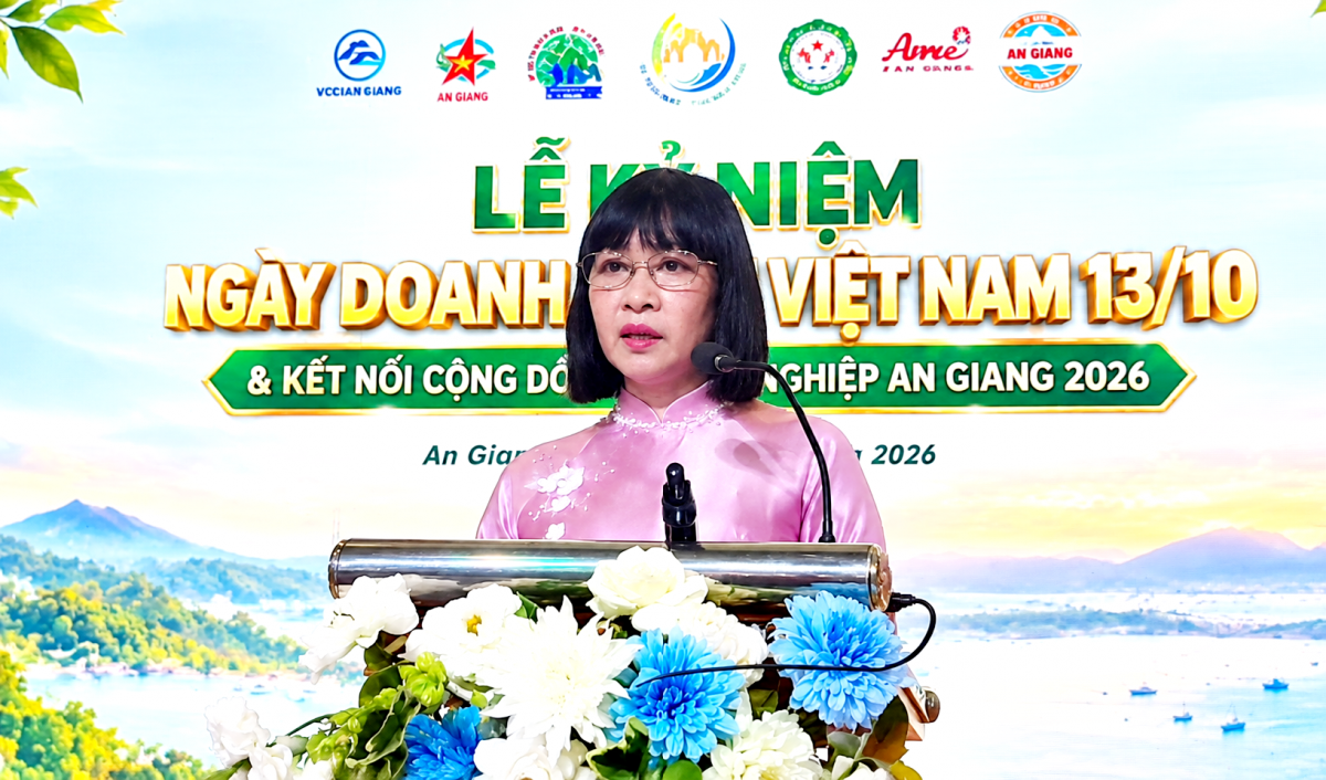 An Giang đối thoại doanh nghiệp, tháo gỡ vướng mắc, trao 153 Bằng khen