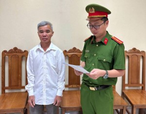 Phú Thọ: Khởi tố nguyên Chủ tịch UBND xã vì lạm quyền bán đất công