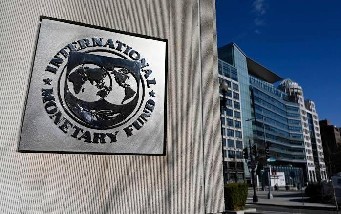 IMF cảnh báo các nền kinh tế châu Á có thể chịu sức ép đồng thời từ biến động thị trường tài chính, chi phí năng lượng và điều kiện vay vốn thắt chặt.