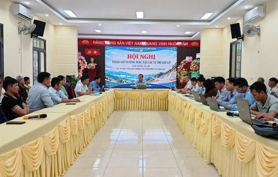 Lào Cai: Mỏ Vàng đối thoại với người dân, tìm hướng giải quyết thiệt hại do sạt lở