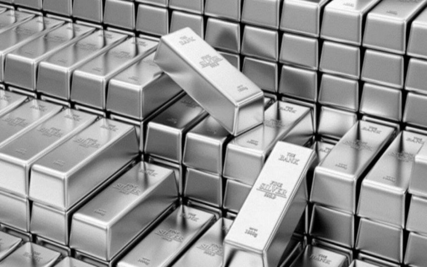 Áp lực từ dữ liệu lạm phát Mỹ cao hơn kỳ vọng đã đẩy đồng USD và lợi suất trái phiếu bứt phá, tạo sức ép trực tiếp lên các kim loại quý như bạc