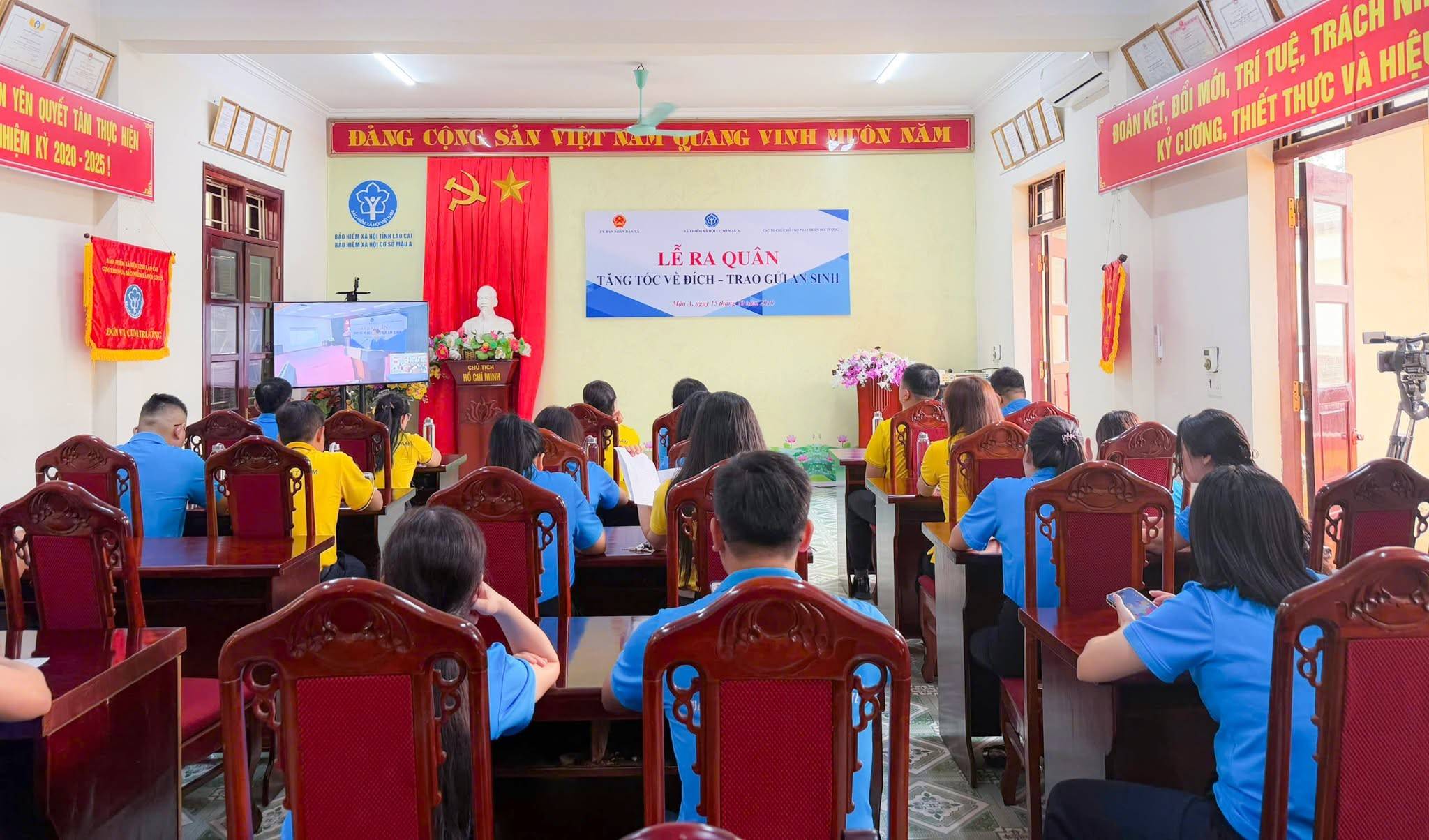 Quang cảnh