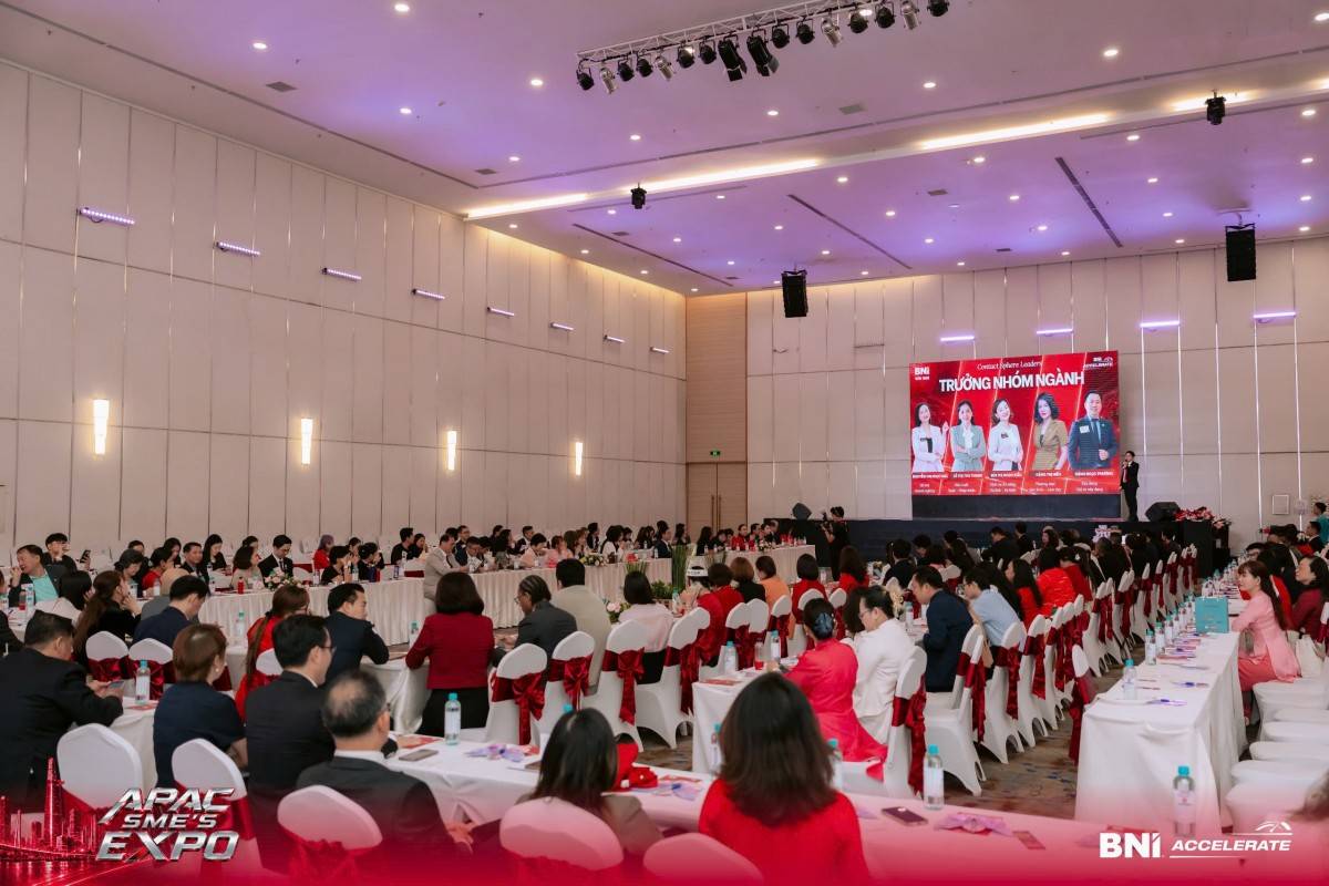 Trong Mega Chapter Meeting và Business Speed Networking, người tham dự có cơ hội trình bày ngắn gọn và kêu gọi cơ hội kinh doanh trong lĩnh vực hoạt động