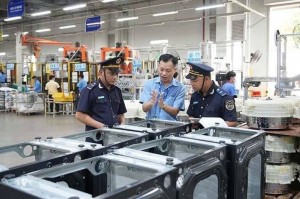 Hải quan chuyển tiếp thủ tục mới, đề xuất gỡ vướng hàng nhập khẩu có ký hiệu ®