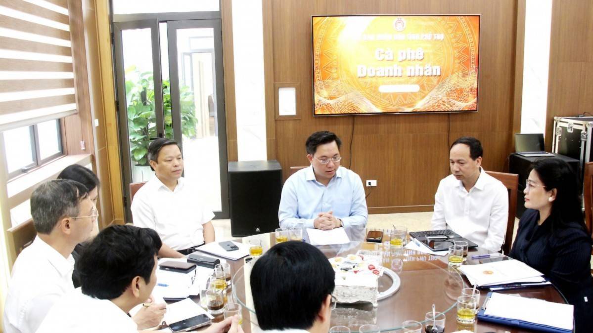 Cà phê doanh nhân Phú Thọ: Tháo gỡ kiến nghị về dự án trường học
