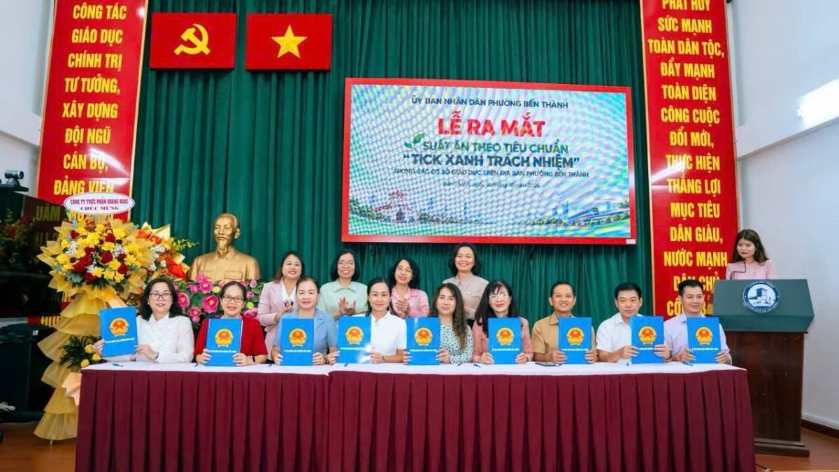 Bến Thành ra mắt mô hình “Suất ăn theo tiêu chuẩn, Tick xanh trách nhiệm”