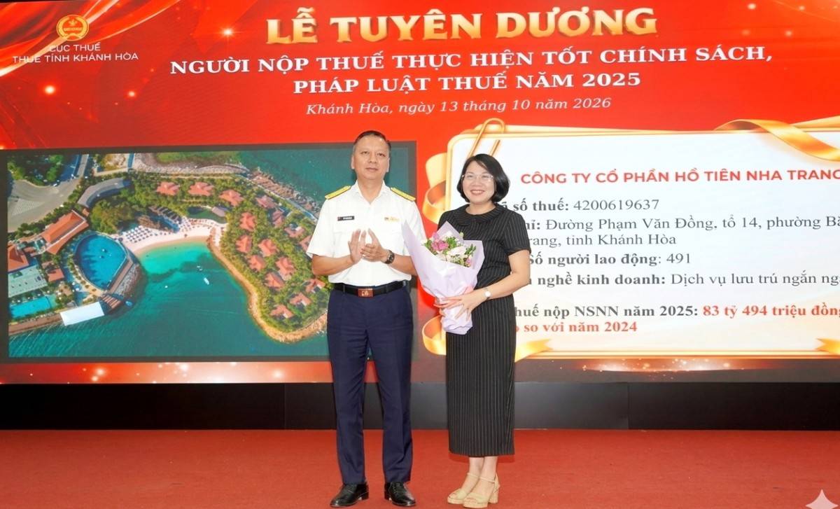 Thuế tỉnh Khánh Hòa tuyên dương 49 doanh nghiệp, người nộp thuế