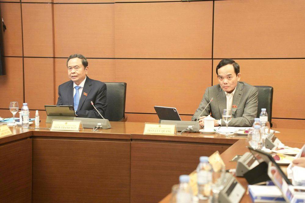 Chủ tịch Quốc hội Trần Thanh Mẫn: Kiểm soát giá cả, khơi thông nguồn vốn cho doanh nghiệp