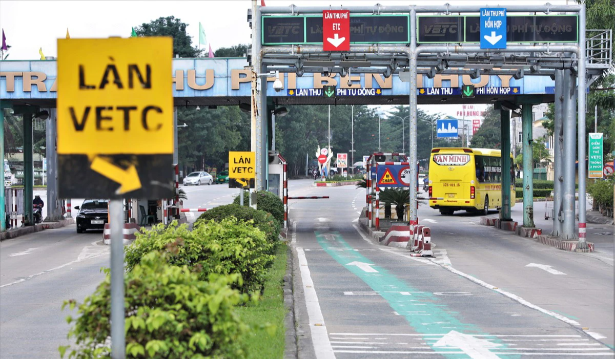 Dừng thu phí hai trạm Bến Thủy trong 30 ngày vì hư hỏng chưa được khắc phục