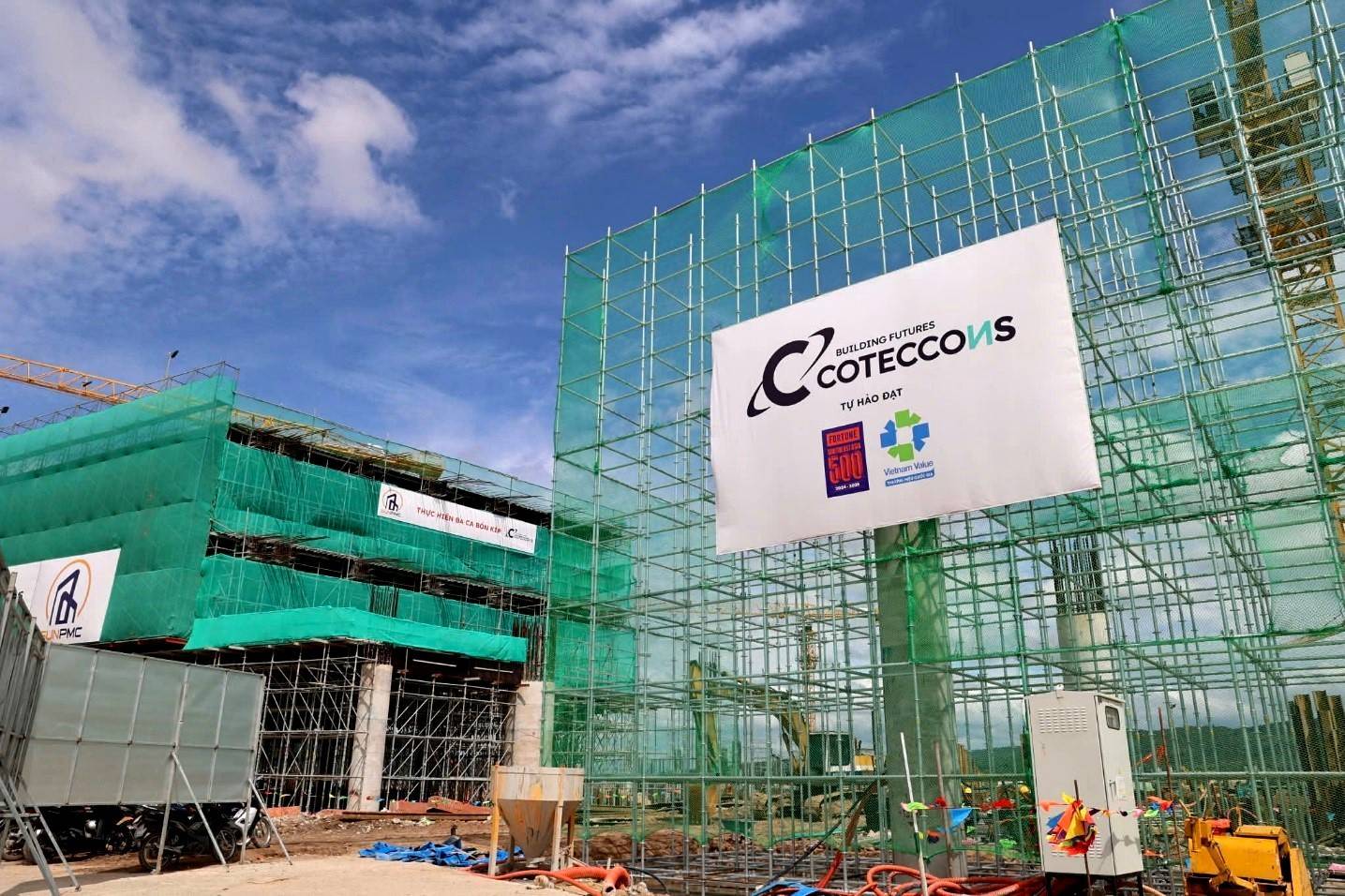 Coteccons hướng tới doanh thu hơn 72.600 tỷ đồng, áp lực lợi nhuận vẫn hiện hữu