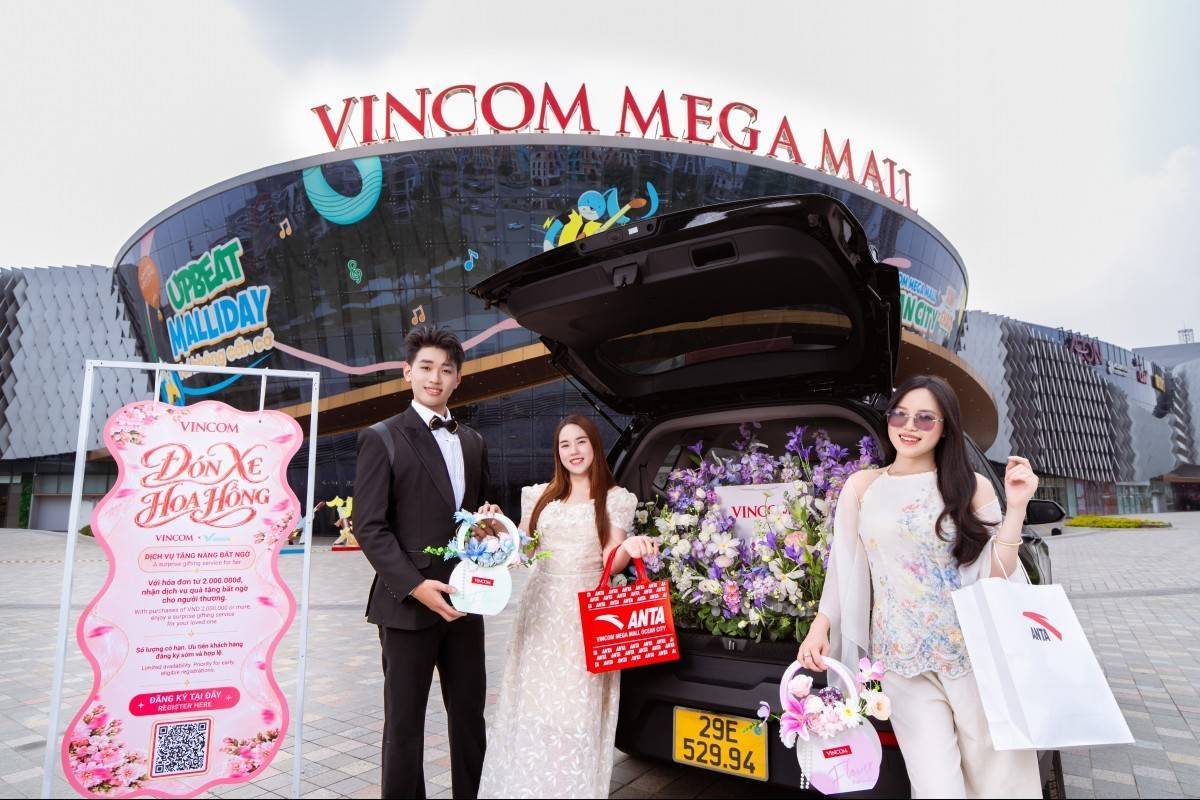 Khi yêu thương được gửi trao theo nhiều cách: Vincom mang không khí 20/10 rộn ràng khắp cả nước