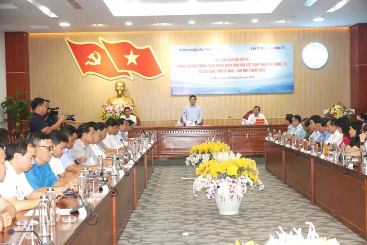 Quang cảnh cuộc họp báo quý III/2026 của tỉnh Cà Mau.