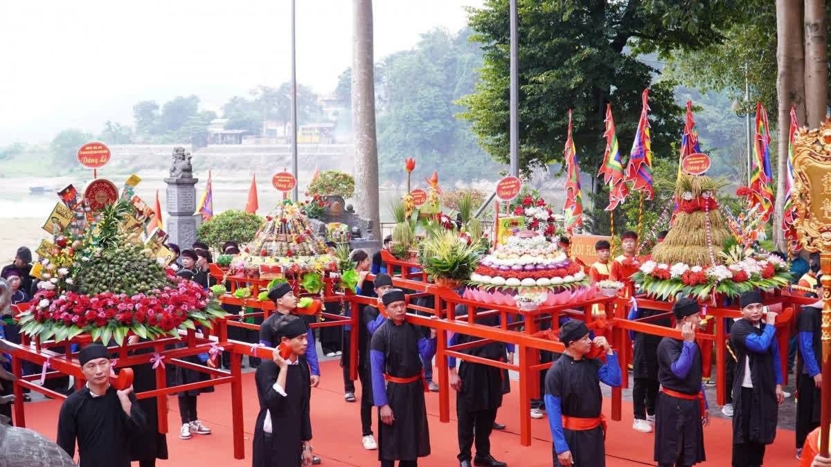Lễ hội Cơm mới Đền Đông Cuông: Lan tỏa giá trị di sản, mở hướng phát triển du lịch tâm linh