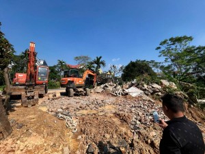 Phú Thọ: Phát hiện hơn 159 tấn chất thải xây dựng bị chôn lấp ven đê sông Lô