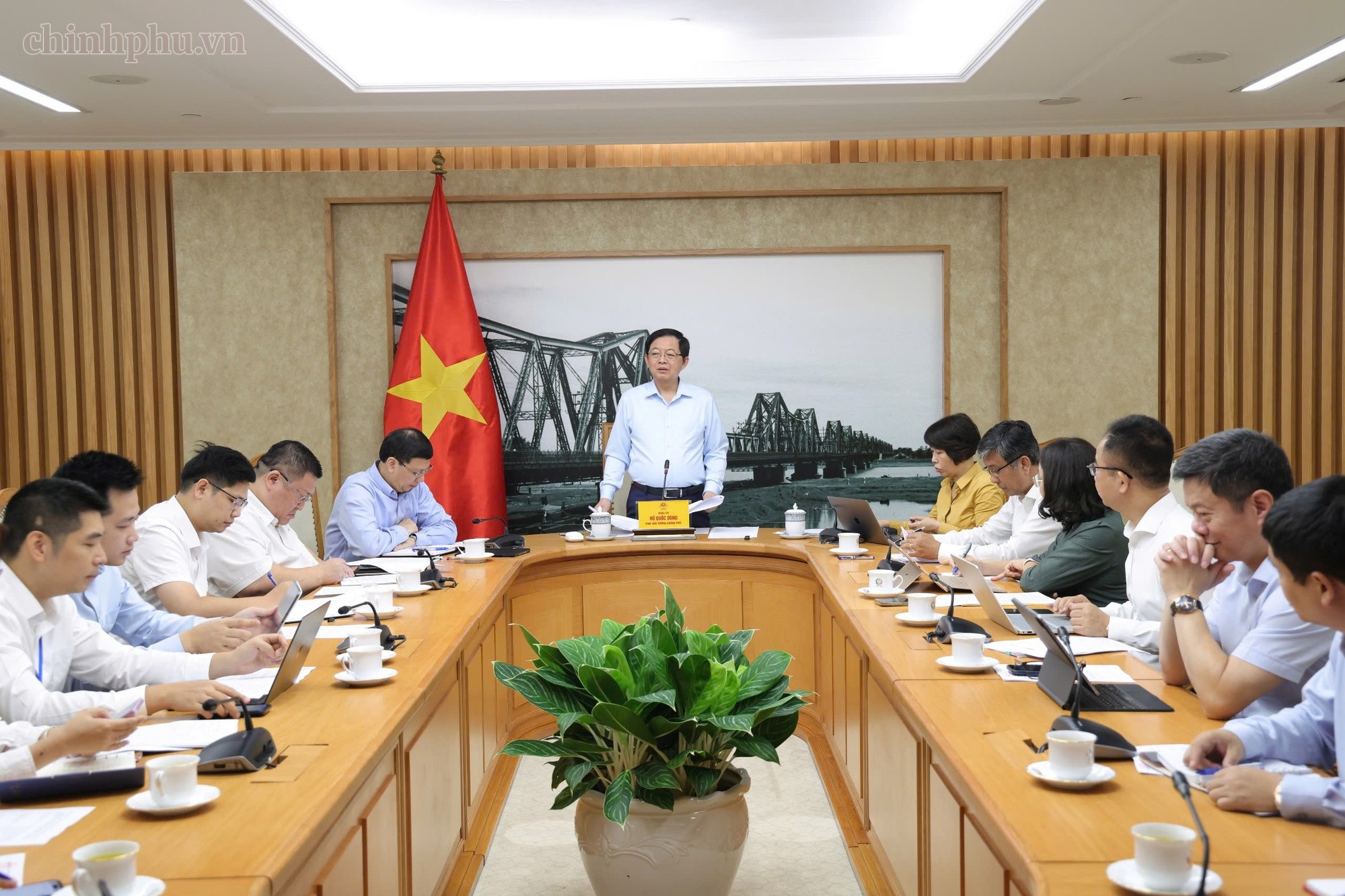 Phó Thủ tướng Hồ Quốc Dũng: Thống nhất cách đo lường kinh tế số, làm rõ mức đóng góp vào GDP
