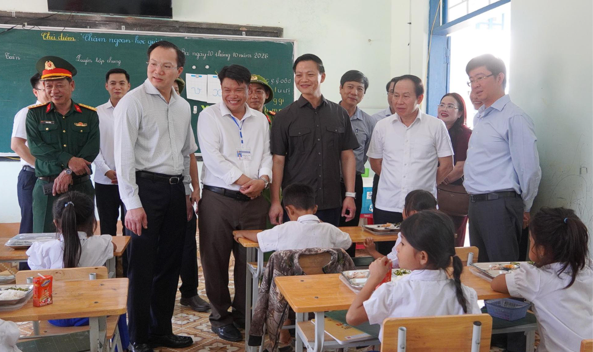 Phó Thủ tướng Lê Tiến Châu chỉ đạo các giải pháp thúc đẩy tăng trưởng tại Quảng Trị