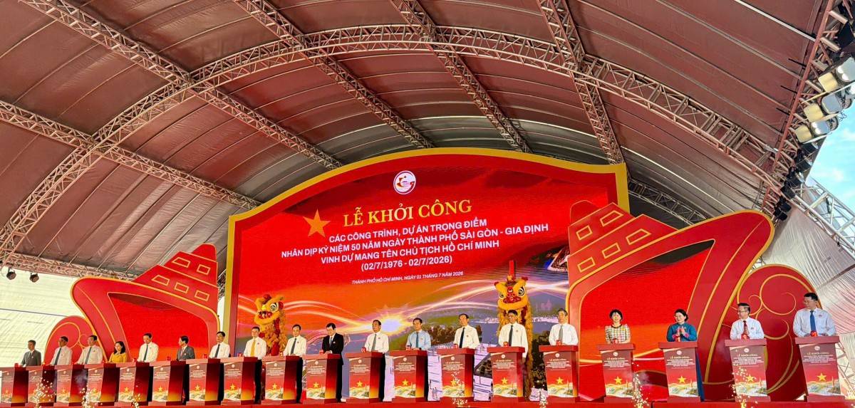 TP. Hồ Chí Minh đang thúc đẩy triển khai các dự án giao thông và hạ tầng đô thị nhằm tăng cường kết nối vùng, hỗ trợ hoạt động sản xuất, kinh doanh và tạo dư địa phát triển trong giai đoạn tới.