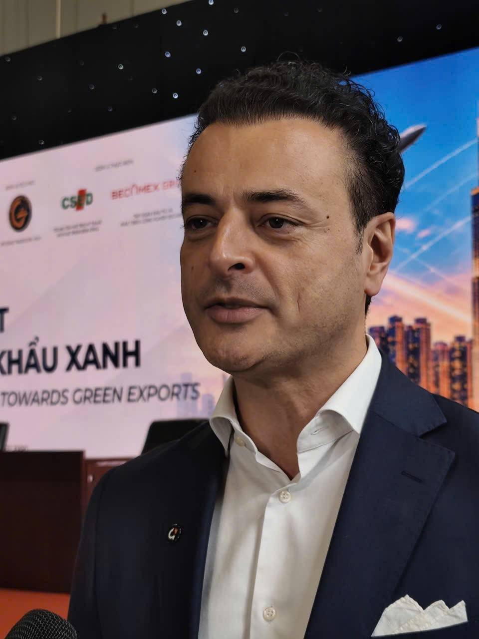 Ông Alberto Vettoretti -Ông Alberto Vettoretti - Tổng giám đốc Ascentium khu vực Asean và đặc khu hành chính Hồng Kông