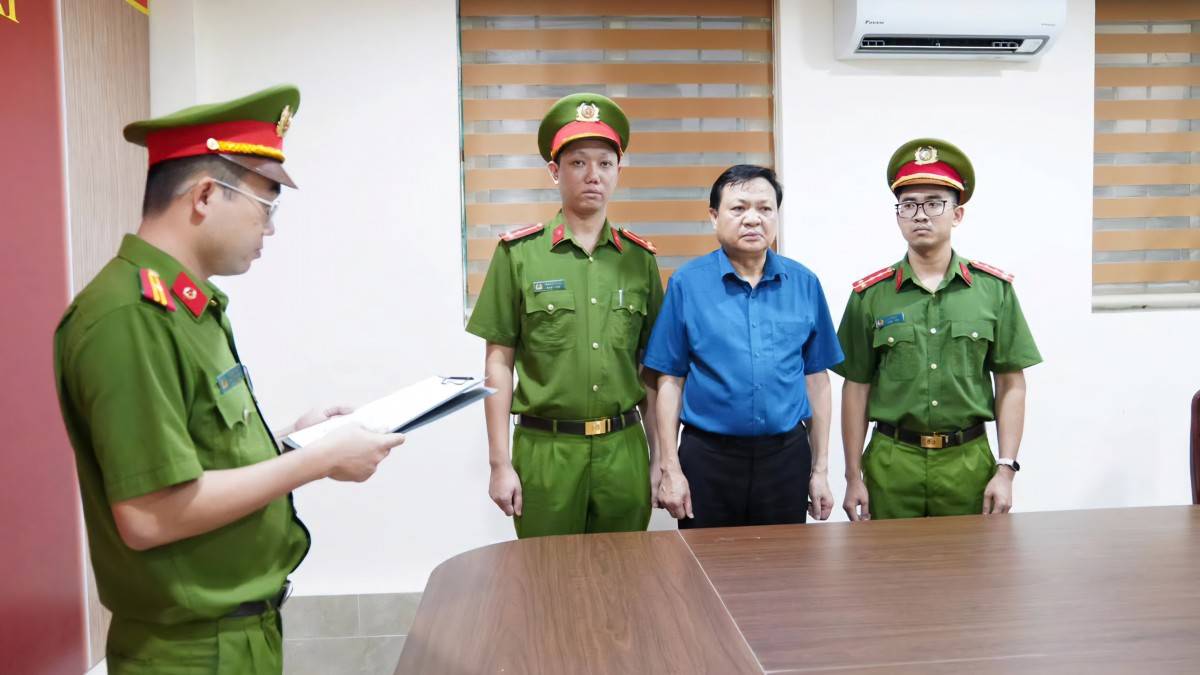 Phú Thọ: Khởi tố Bí thư Đảng ủy, Chủ tịch UBND xã Hợp Kim liên quan khai thác đất trái phép