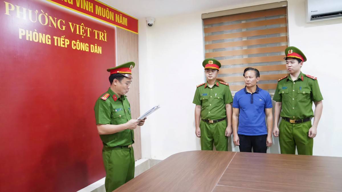 Phú Thọ: Khởi tố Bí thư Đảng ủy, Chủ tịch UBND xã Hợp Kim liên quan khai thác đất trái phép