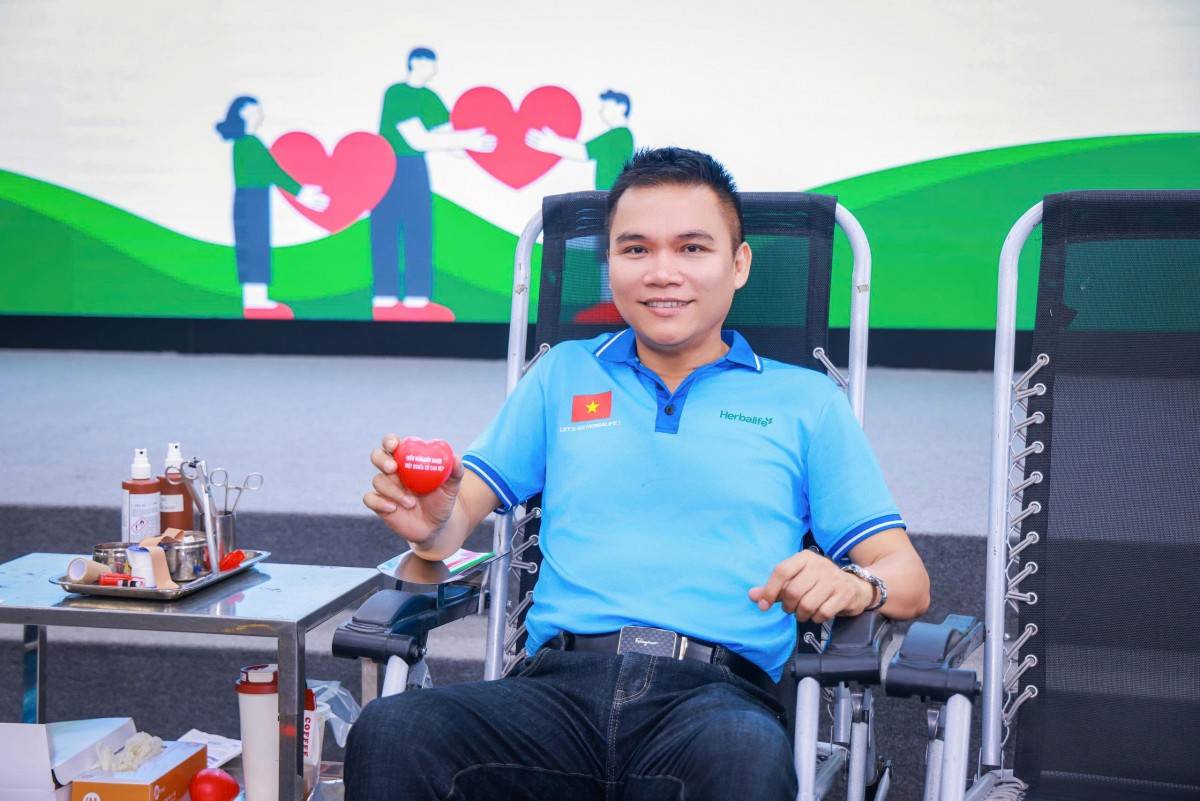 183 đơn vị máu được tiếp nhận từ chương trình hiến máu tại Hà Nội và TP.Hồ Chí Minh