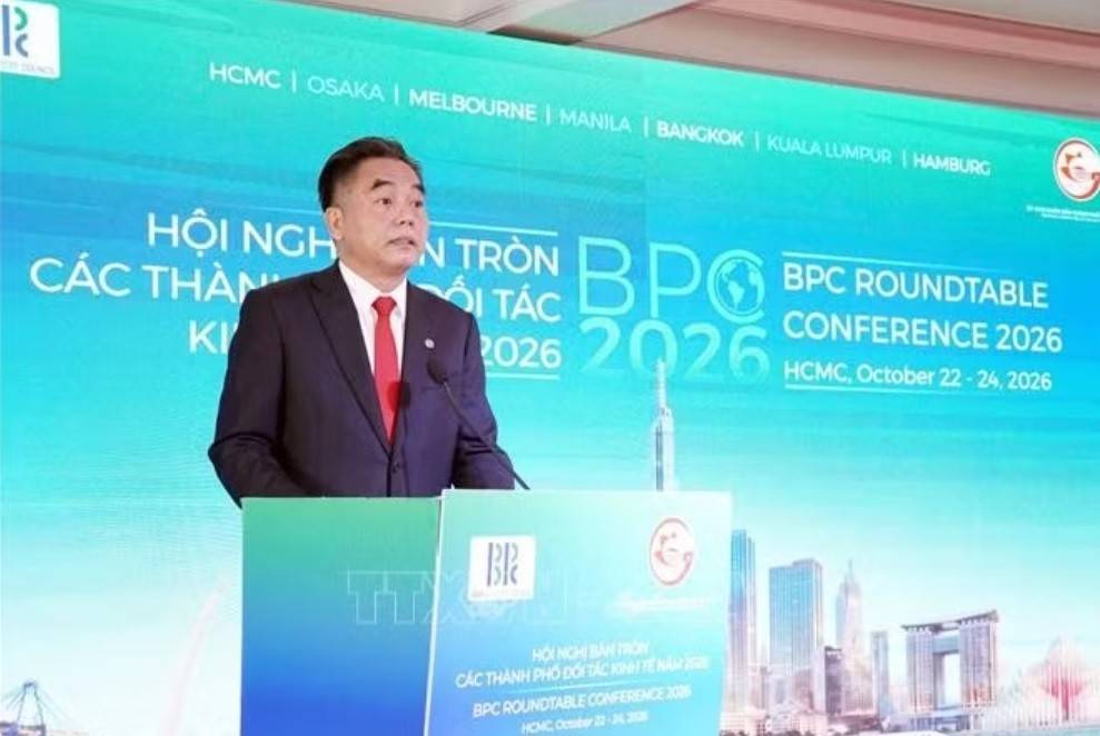 Phó Chủ tịch Thường trực UBND TP. Hồ Chí Minh - nhấn mạnh yêu cầu gắn đổi mới sáng tạo với thương mại hóa và phát triển doanh nghiệp, đồng thời nâng cao hiệu quả sử dụng tài nguyên, phát triển hạ tầng hiện đại và thúc đẩy giao thông công cộng.