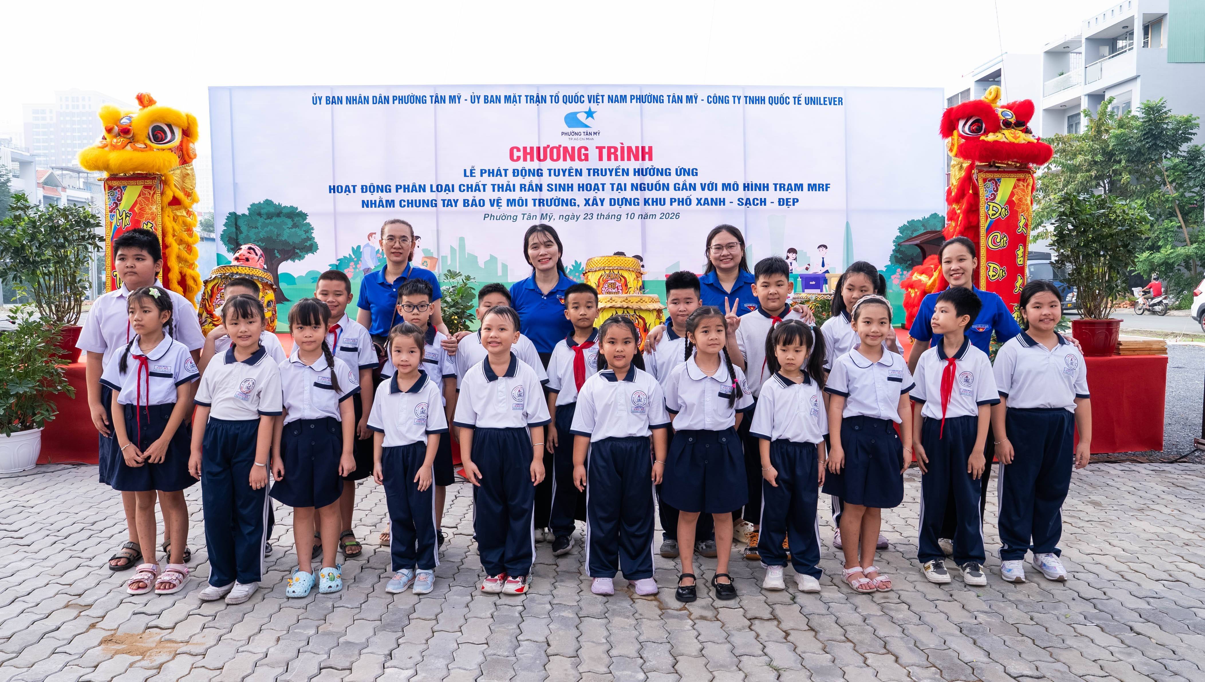 Phường Tân Mỹ phát động phân loại chất thải rắn sinh hoạt tại nguồn gắn với mô hình Trạm MRF, chung tay xây dựng khu phố xanh - sạch - đẹp