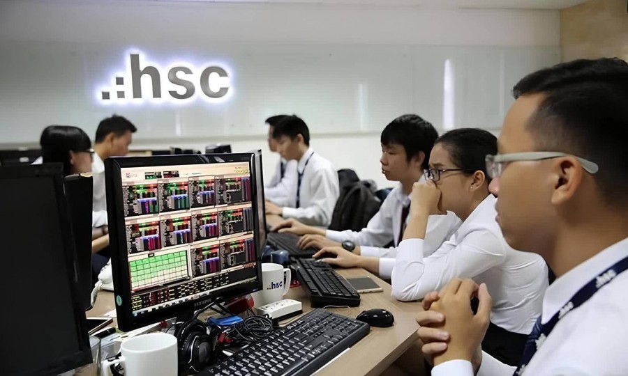 Chứng khoán HSC đối mặt sức ép từ mảng môi giới trong quý III, doanh thu giảm 70%